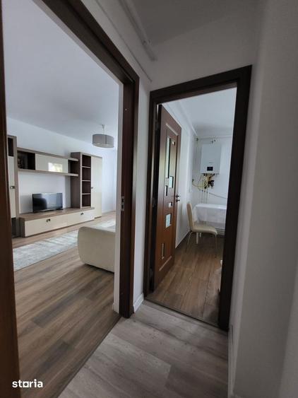 Apartament cu 3 camere decomandat în Nicolina