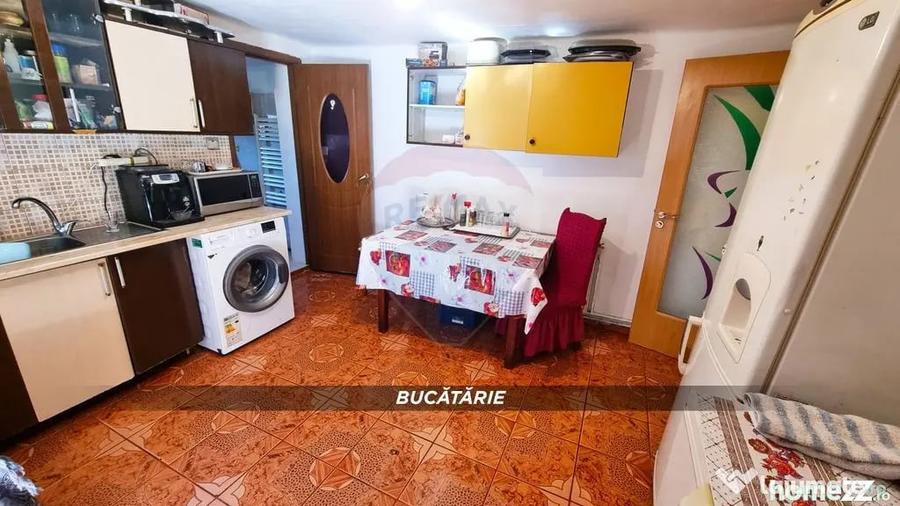 Casă cu 3 camere cu Teren 3724 Mp în Borlești