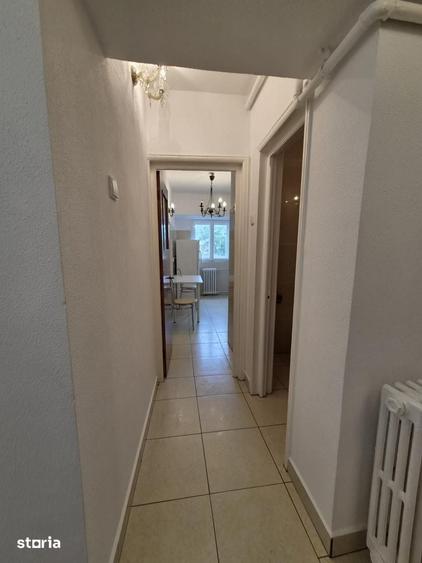 Apartament cu 3 camere în Centrul Civic
