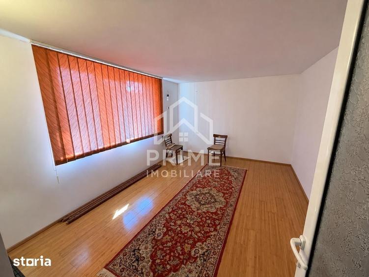 Casă cu 5 camere decomandat cu Teren 356 Mp în Teiu