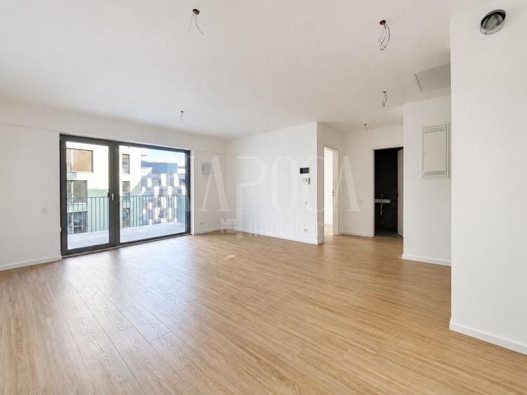 Apartament cu 2 camere semidecomandat în Dâmbul Rotund