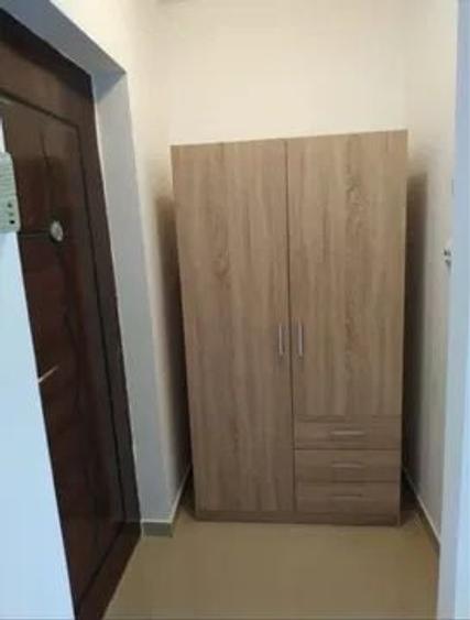 Garsonieră decomandată, mobilată în Sebastian