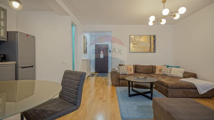 Apartament cu 2 camere semidecomandat, mobilat în Drumul Poienii
