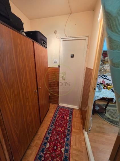 Apartament cu 4 camere decomandat în Hipodrom 3