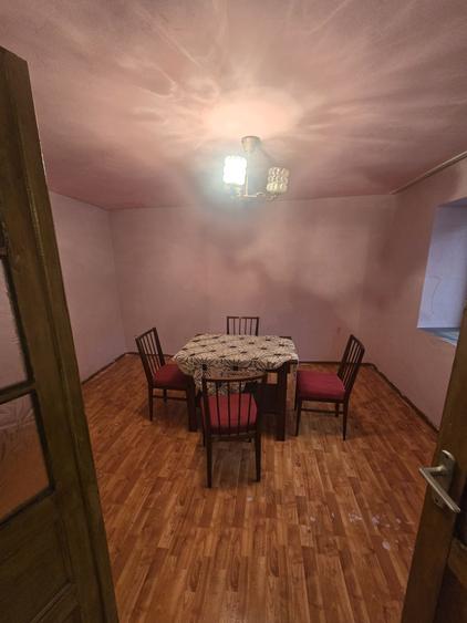 Casă cu 4 camere cu Teren 1000 Mp în Ciclova Română