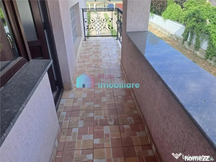 Casă cu 5 camere cu Teren 1600 Mp în Moara
