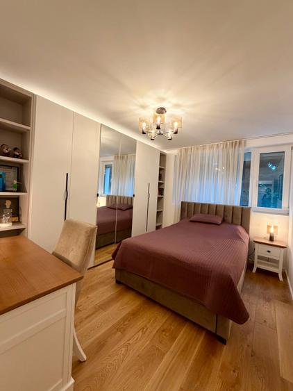 Apartament cu 2 camere semidecomandat în Pajura