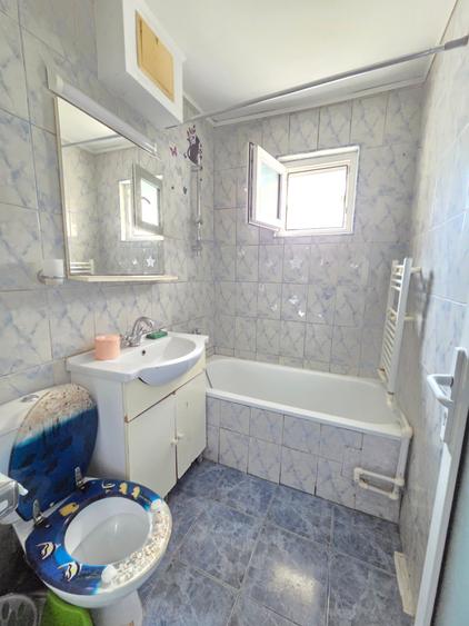 Apartament cu 2 camere semidecomandat în Obor