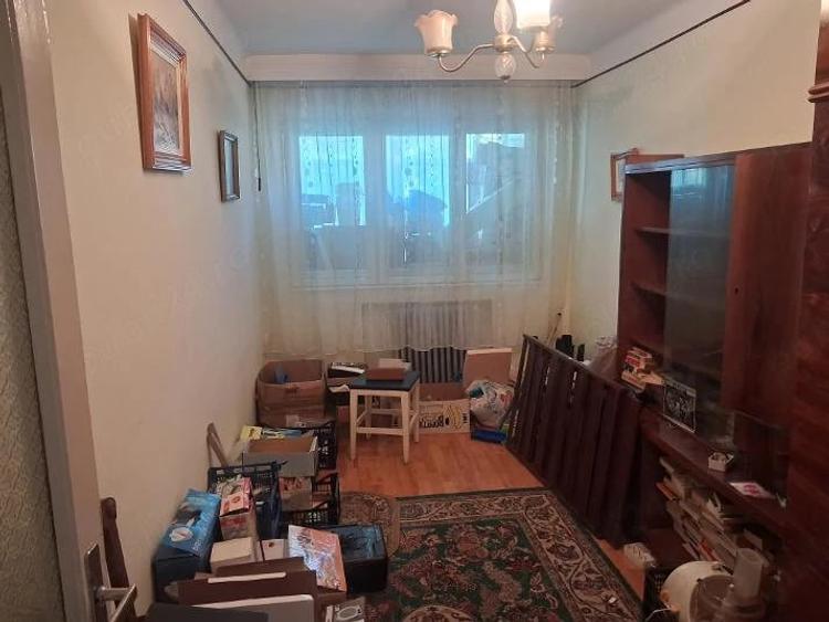 Apartament cu 3 camere decomandat în Ultracentral
