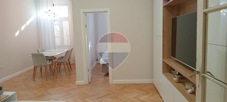 Apartament cu 3 camere decomandat, mobilat în Ultracentral
