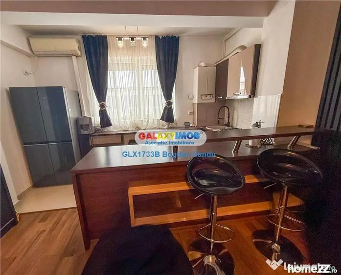 Apartament cu 3 camere semidecomandat în Militari