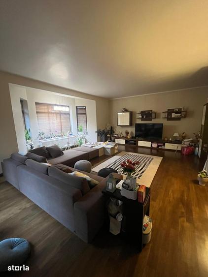 Casă cu 5 camere cu Teren 619 Mp în Mărășești