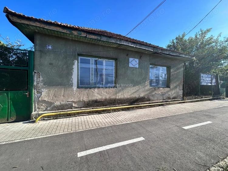 Casă cu 4 camere cu Teren 555 Mp în Sud
