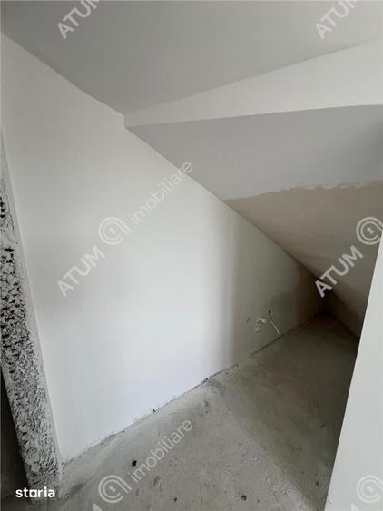 Casă cu 3 camere cu Teren 709 Mp în Central