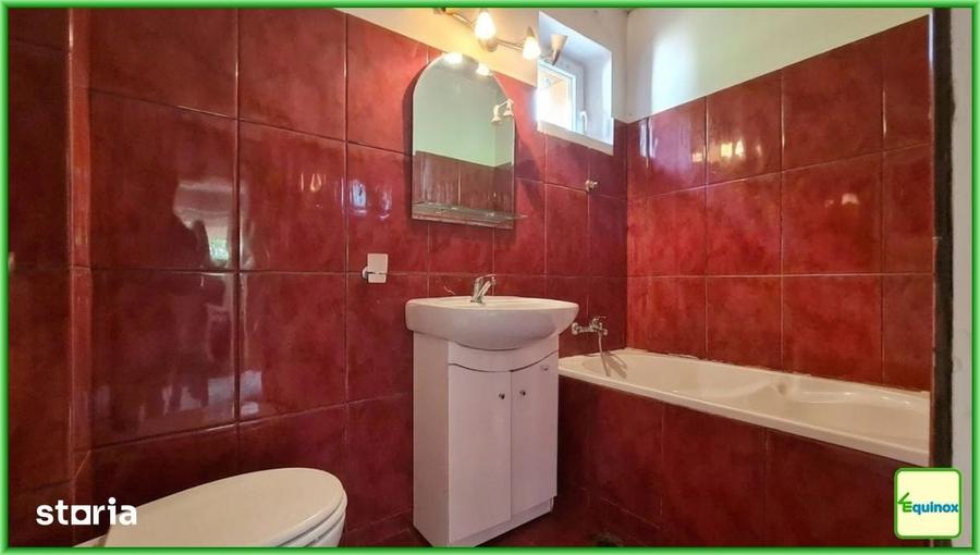 Casă cu 3 camere cu Teren 300 Mp în Central