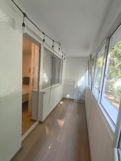 Garsonieră decomandată în Gorjului