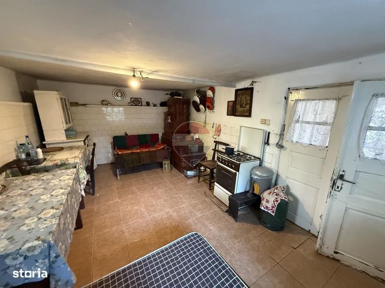 Casa in mijlocul naturii in orasul Campulung - 11