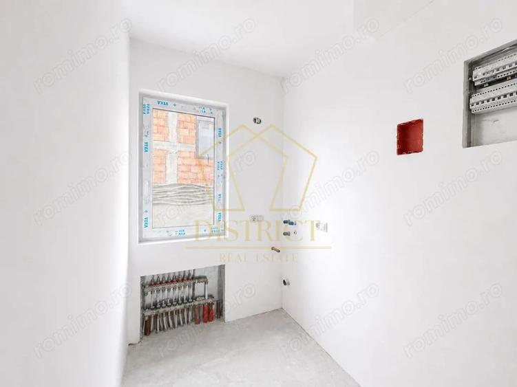 Casă cu 5 camere cu Teren 300 Mp în Săcălaz