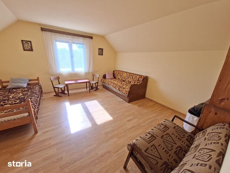 Casă cu 2 camere cu Teren 500 Mp în Bercu Roșu