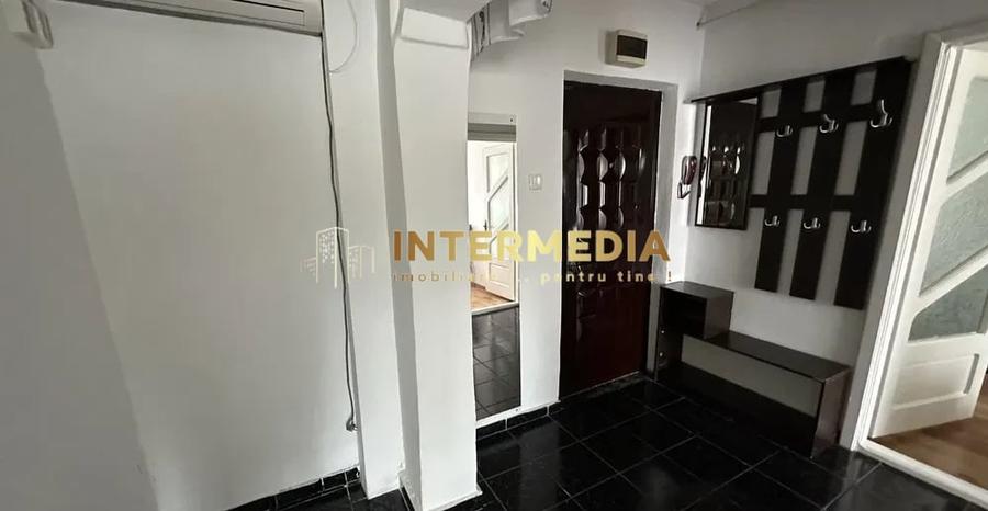 Apartament cu 2 camere decomandat, mobilat în Industrială