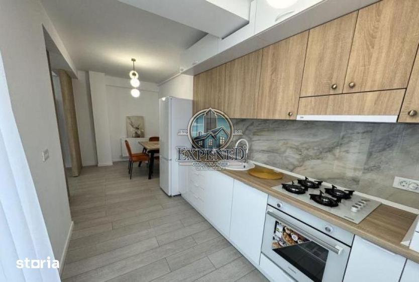 Apartament cu 3 camere decomandat, mobilat în Crângași