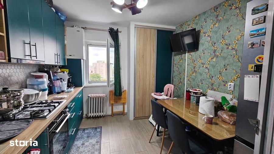 Apartament cu 3 camere decomandat în Griviței