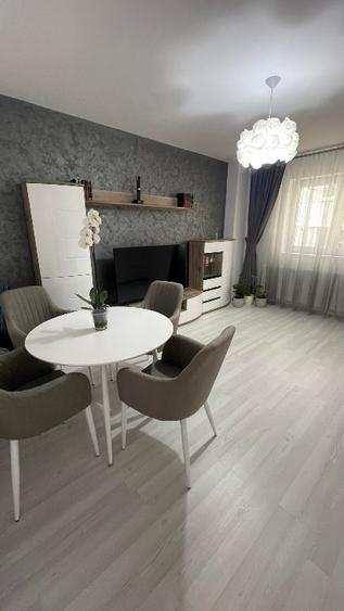 Apartament cu 2 camere decomandat în Gorjului