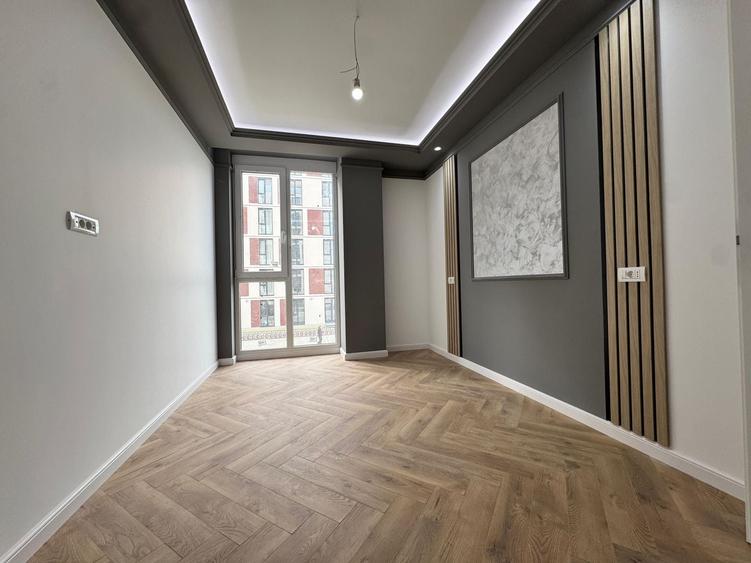 Apartament cu 3 camere în Torontalului
