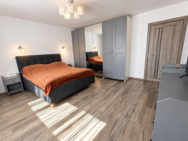 Apartament cu 2 camere decomandat în Străulești