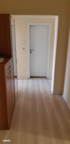 Apartament cu 4 camere în Rogerius