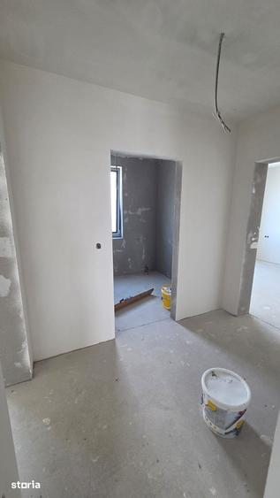 Apartament nou, semifinisat, 69 mp utili + balcon 7 mp, etaj 1 - 10