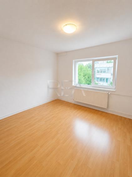 Apartament cu 2 camere decomandat în Barbu Văcărescu