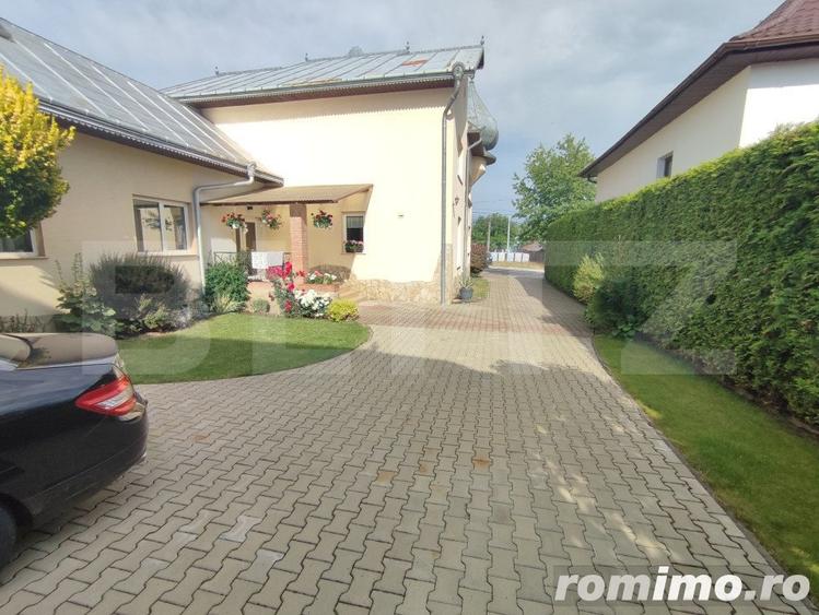Casă cu 6 camere cu Teren 2000 Mp în Rădăuți