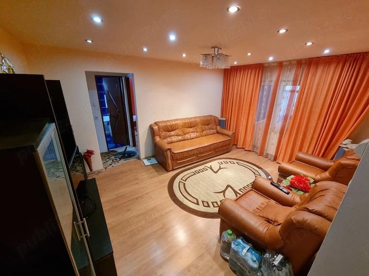 Apartament cu 2 camere semidecomandat în Central