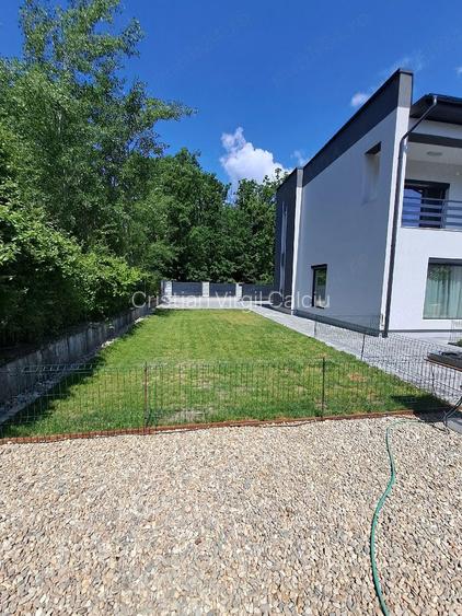 Proprietar vand casa platou Gavana