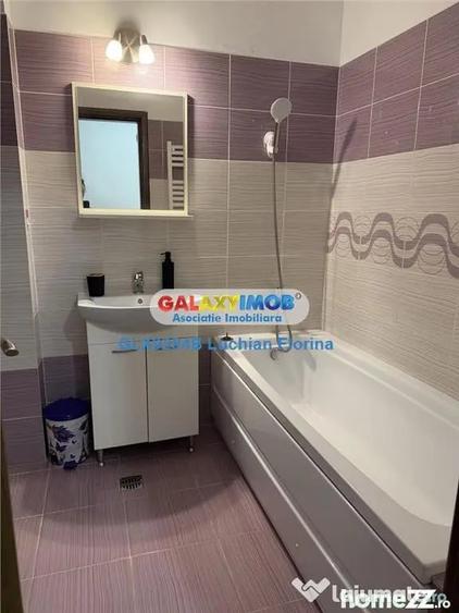 Apartament cu 2 camere decomandat în Titan