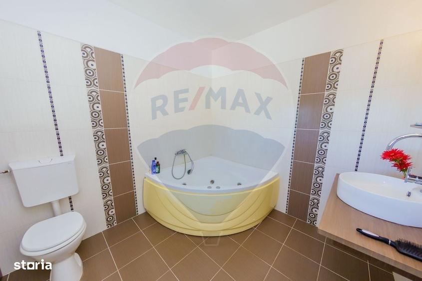 Casă cu 4 camere în Central