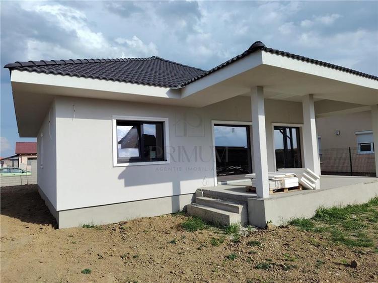 Casă individuală cu 3 camere cu Teren 640 Mp în Moșnița Nouă