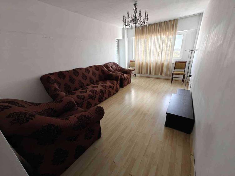 Apartament cu 4 camere decomandat în Militari