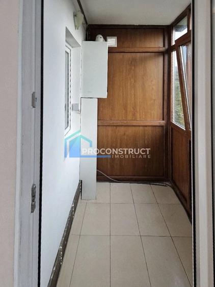Apartament cu 2 camere decomandat în Soarelui
