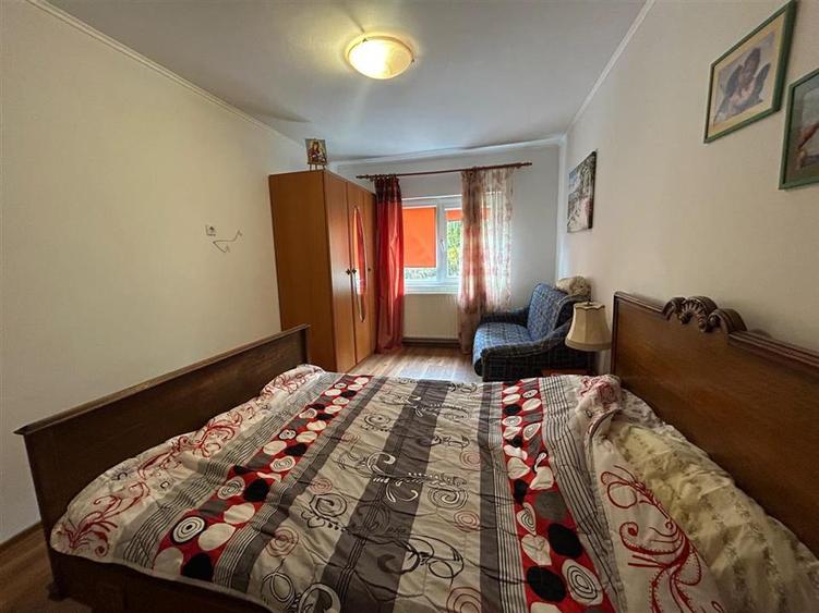 Apartament cu 2 camere decomandat, mobilat în Răcădău
