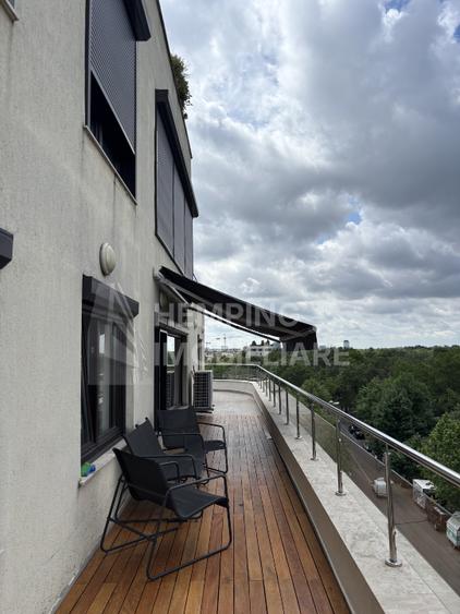 Apartament cu 4 camere semidecomandat, mobilat în Herăstrău