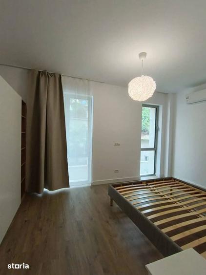 Apartament cu 4 camere în Armeneasca