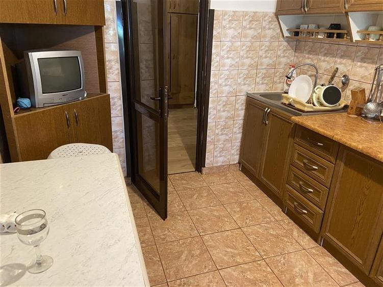 Apartament cu 2 camere decomandat, mobilat în Brăilei