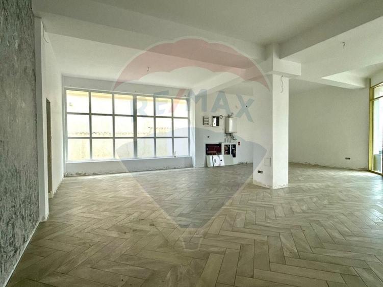 Spatiu comercial de inchiriat- cabinet medical, showroom, birouri - 5