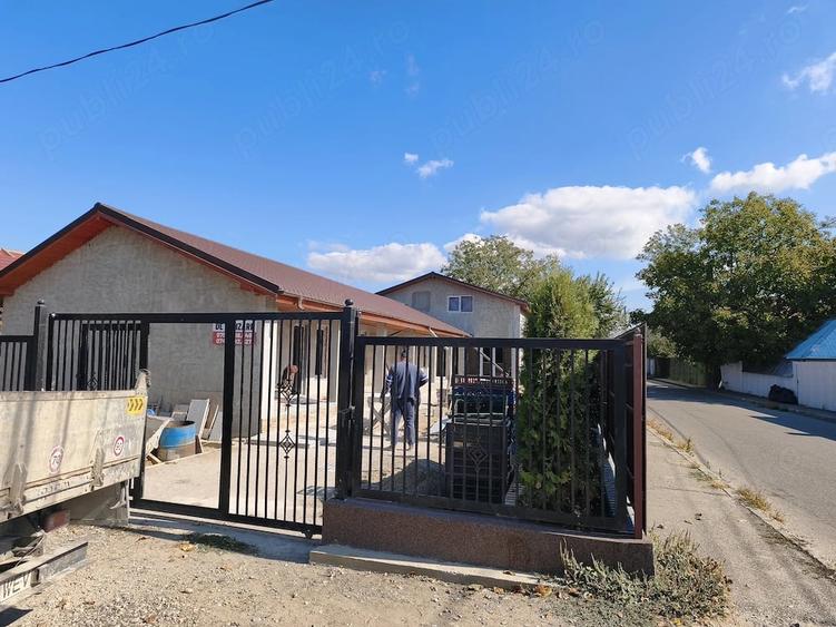 Casă cu 10 camere cu Teren 600 Mp în Central