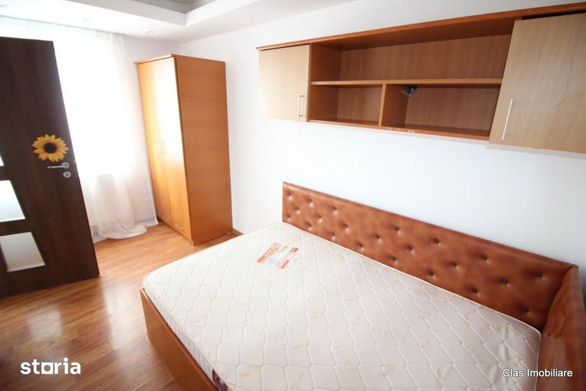 Apartament cu 3 camere semidecomandat în Central