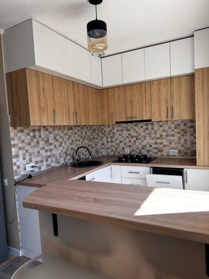 Apartament cu 2 camere semidecomandat în Florești