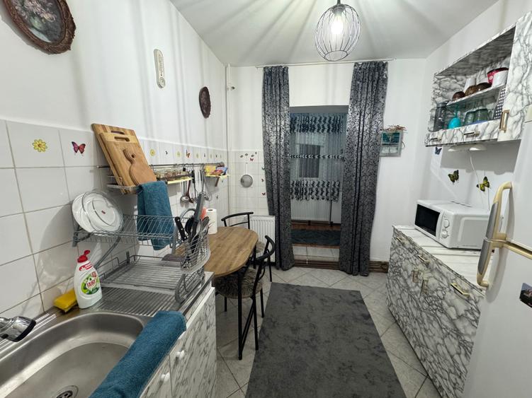 Apartament cu 2 camere decomandat în Filipeștii de Pădure