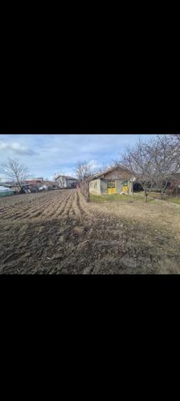 Casă cu 3 camere în Gruiu